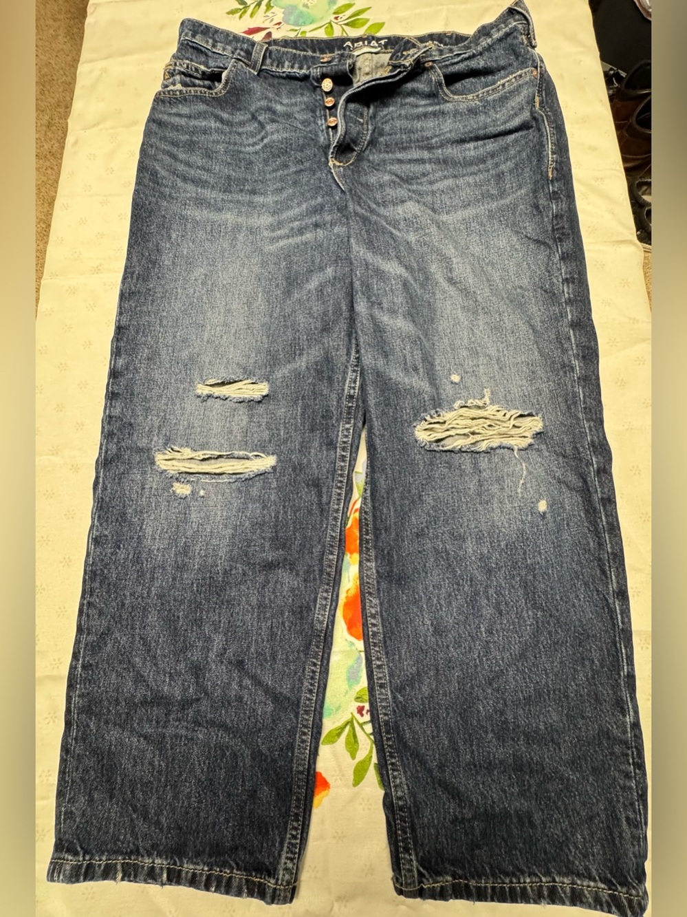 NWOT Ariat Denim Ultra High Rise Tomboy Straight Jeans factory distressed,